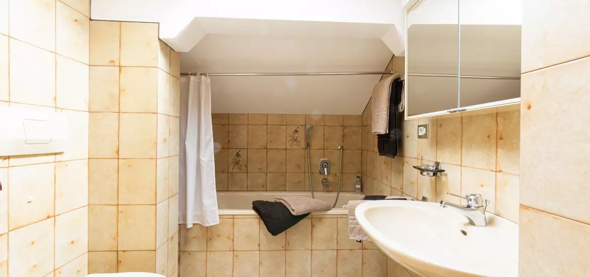 Vierbettzimmer "Spitzige Lun"